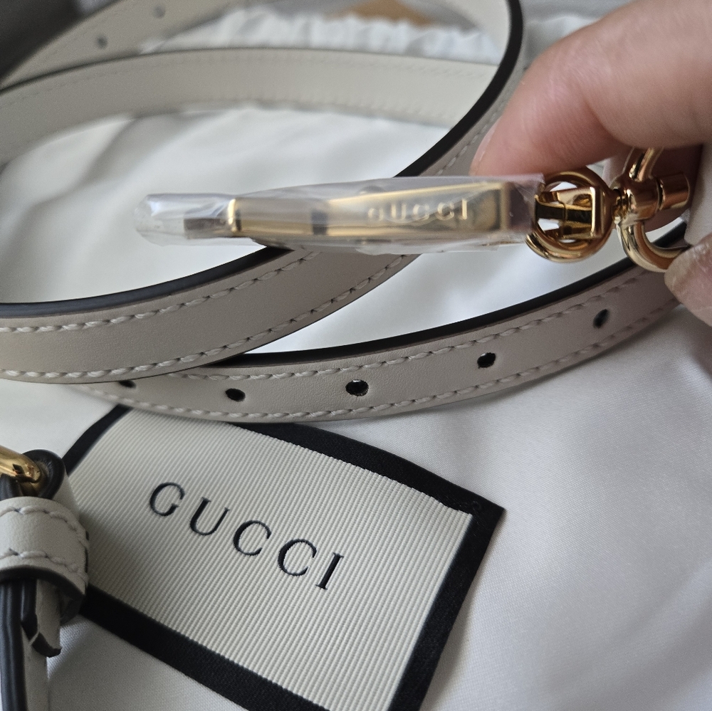 Brand New Gucci Sylvie White Crossbody Strap - Picture 3 of 5